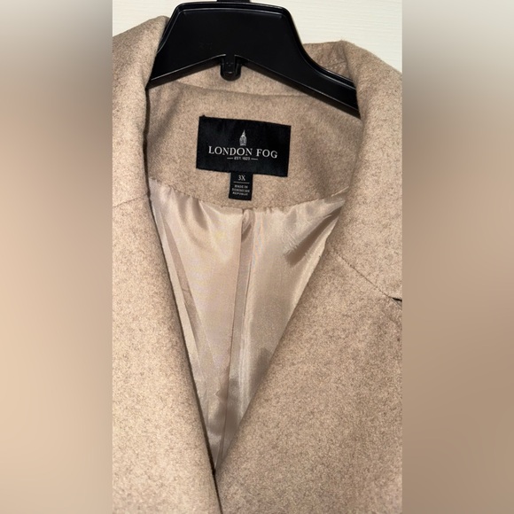 Double Breasted London Fog Wool Peacoat - Picture 3 of 5